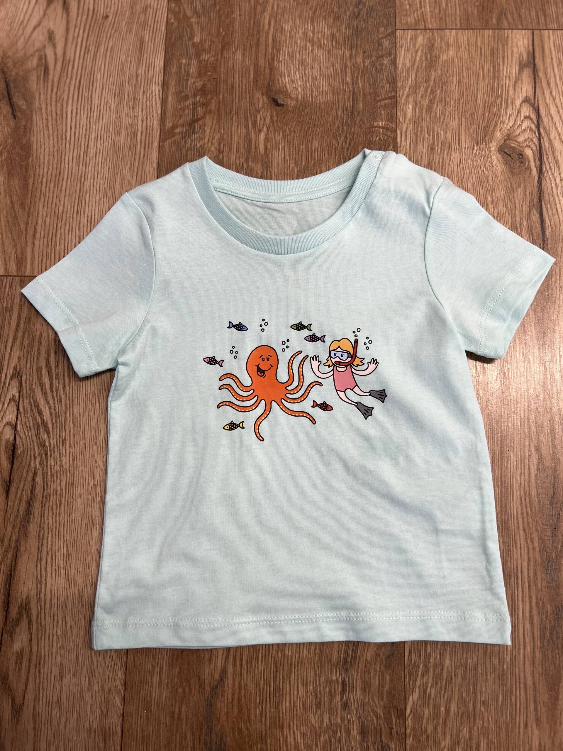 Girl Under the Sea T-shirt image 2