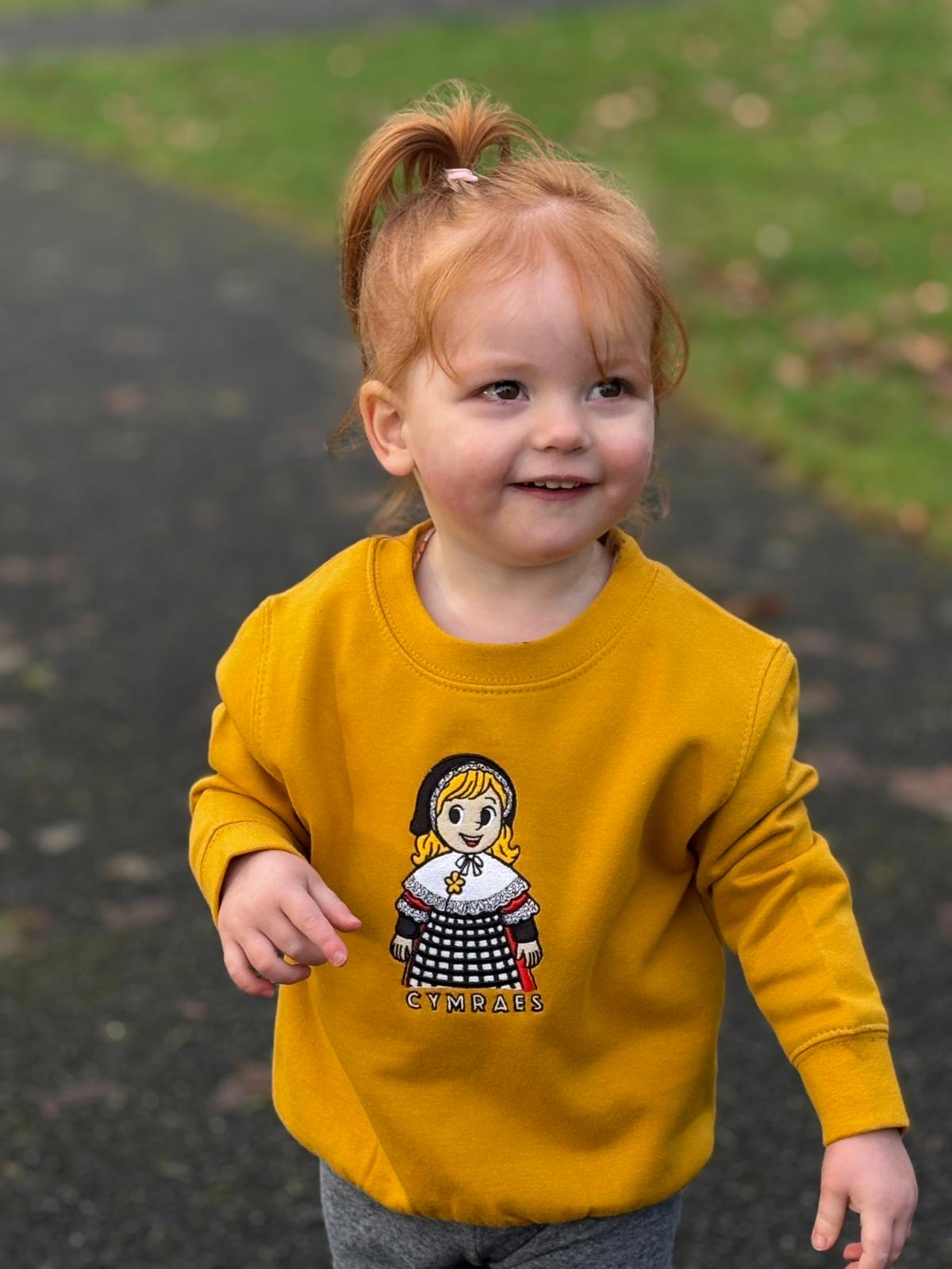 Cymraes Newydd Jumper image 7