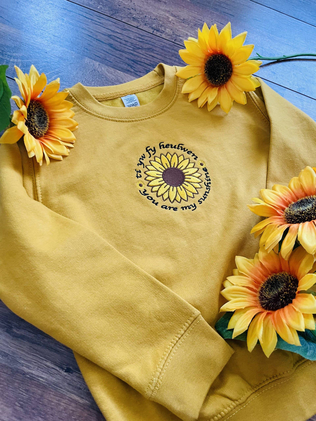 Embroidered Sunflower Jumper - "You Are My Sunshine" & "Ti yw fy Heulwen" - Cozy Gift for Her - Handcrafted Floral Sweater - Unique Sunflower Apparel image 4