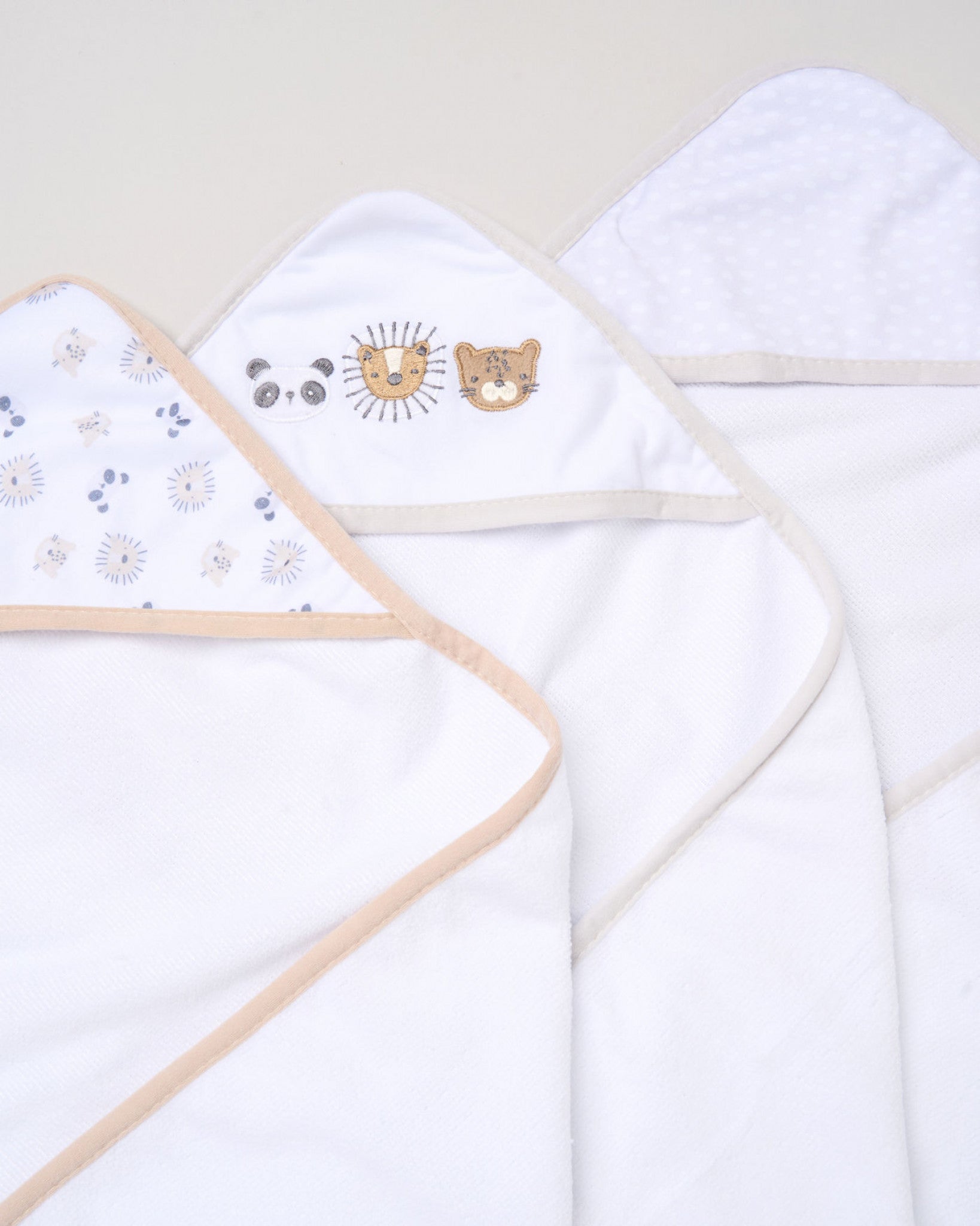 Hooded Towel and Wash Cloth Set "Animals"